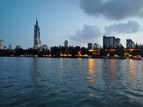 夜游玄武湖