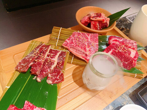 日式烤肉牛肉肉腸