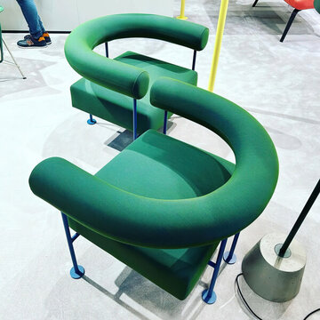 綠色沙發(fā)
