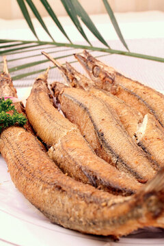 香酥秋刀魚
