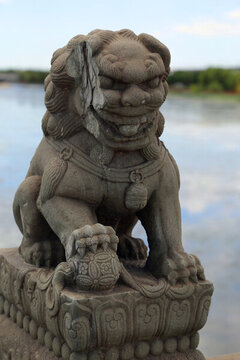 盧溝橋上的石獅子