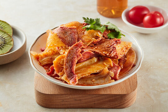 涼拌牛肉拼盤(pán)