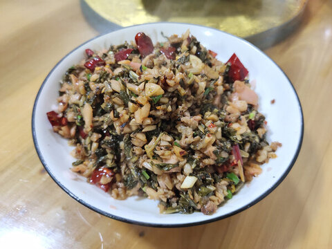 酸菜肉沫