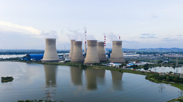 航拍發(fā)電廠