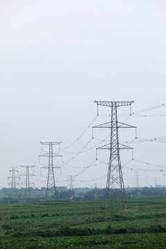 輸電塔