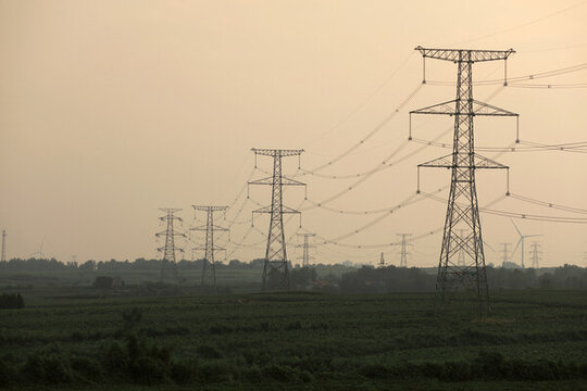 輸電塔
