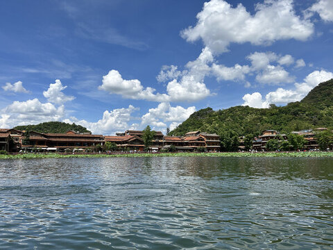 藍(lán)天碧水