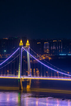 航拍湖南長(zhǎng)沙三汊磯大橋夜景