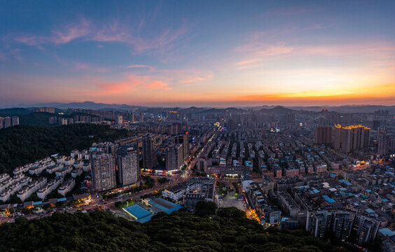 航拍湖南郴州城市夜景風(fēng)光