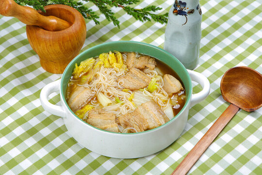 豬肉燉粉條