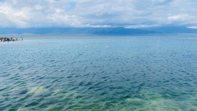 賽里木湖