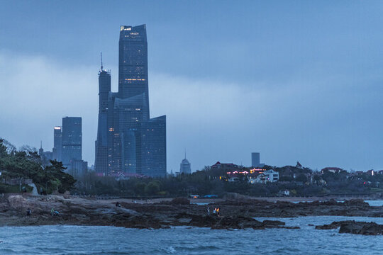 青島第二海水浴場(chǎng)看海天中心