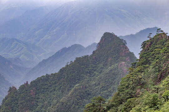 黃山山巒風(fēng)光