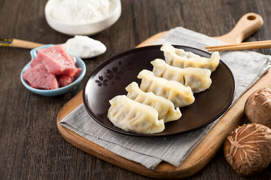 特色蒸餃