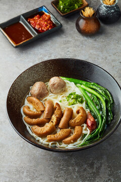 牛肉丸牛腸粿條