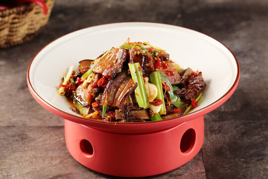 大蒜炒臘肉