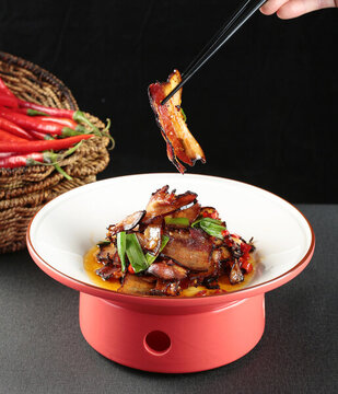 小炒臘豬臉肉