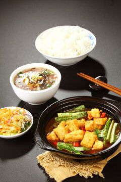 壇香豆腐飯