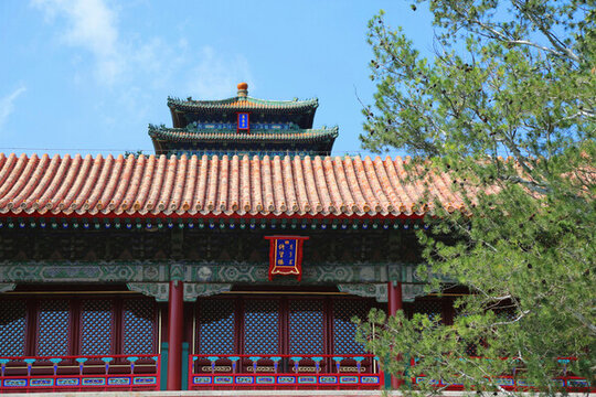 遠(yuǎn)眺景山萬春亭