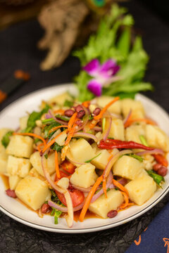 泰式肉碎生菜包