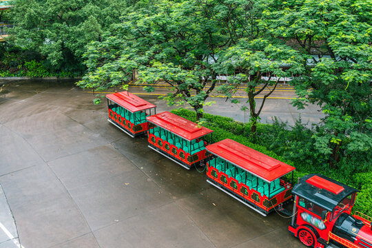 長(zhǎng)隆動(dòng)物世界小火車(chē)觀光車(chē)