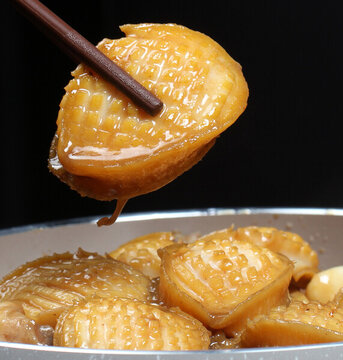 鮑魚燜土雞