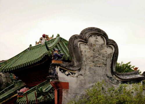 鑊耳墻