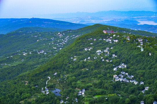 重慶南山