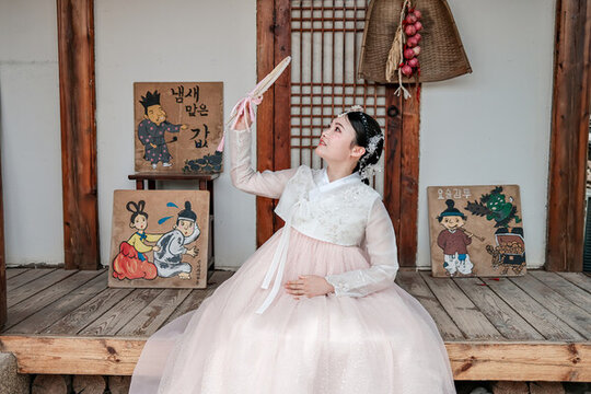 朝鮮族服飾女子