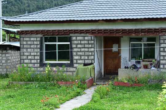 西藏青藏高原田園風(fēng)光