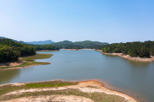 航拍湖南長(zhǎng)沙寧鄉(xiāng)泉水沖公園