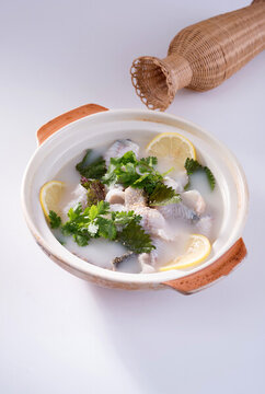廣式檸檬鱸魚(yú)