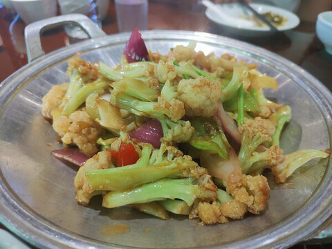 干鍋花菜菜花
