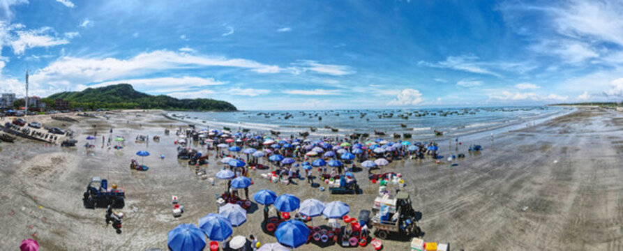 海邊海鮮交易市場(chǎng)