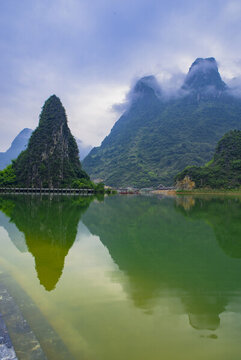 山水倒影自然風(fēng)光