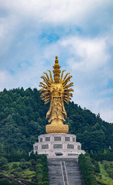 湖南長(zhǎng)沙寧鄉(xiāng)市密印寺千手觀(guān)音