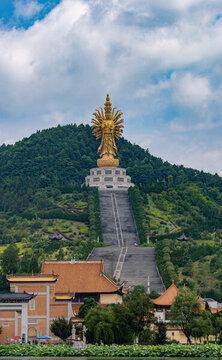 湖南長(zhǎng)沙寧鄉(xiāng)市密印寺千手觀(guān)音