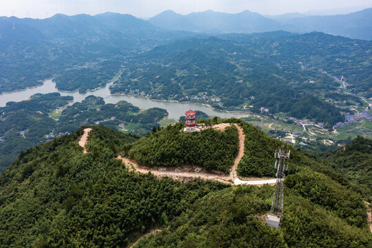 航拍湖南長(zhǎng)沙寧芙蓉山普濟(jì)寺