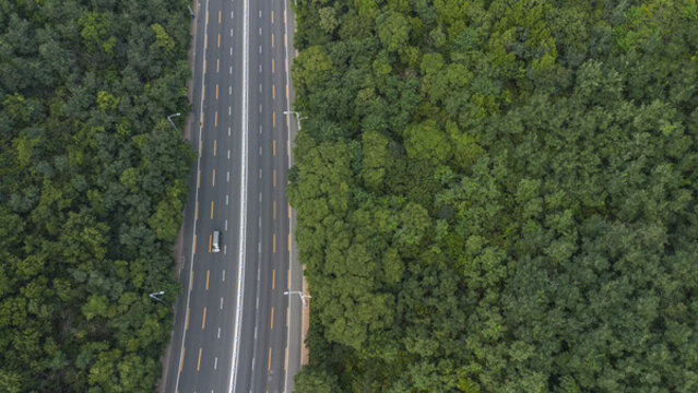 山間公路