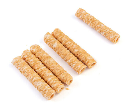 椰香味蛋卷椰子卷白底圖