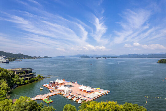 航拍千島湖風(fēng)景區(qū)夏日風(fēng)光