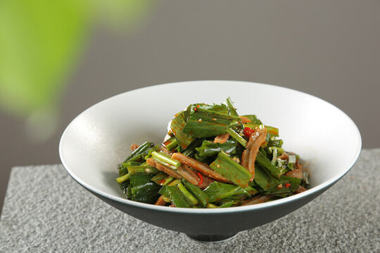 野香菜拌牛肚