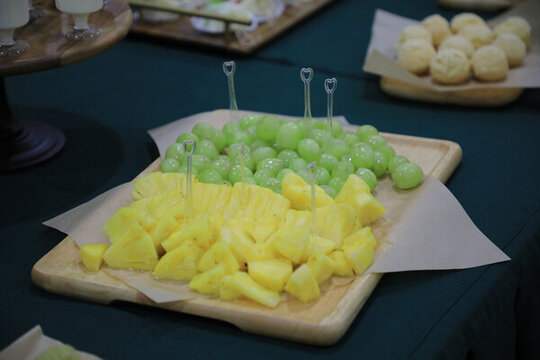活動(dòng)甜品臺(tái)