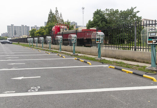 電車充電樁