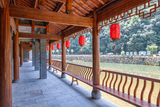 中式古建筑走廊