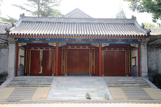 中法大學(xué)