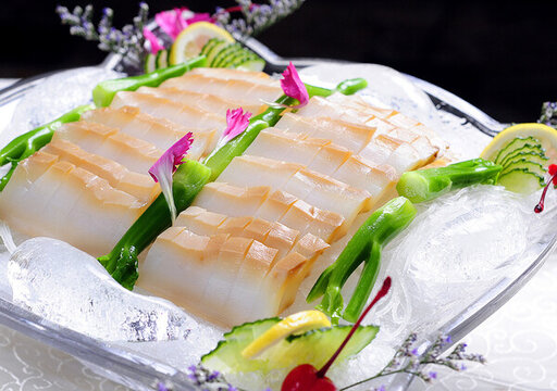 冰鎮(zhèn)墨魚裙