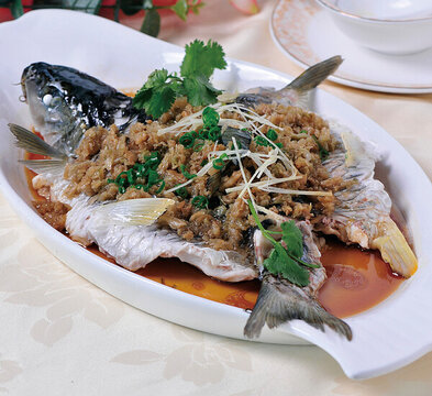 冬菜蒸青魚(yú)