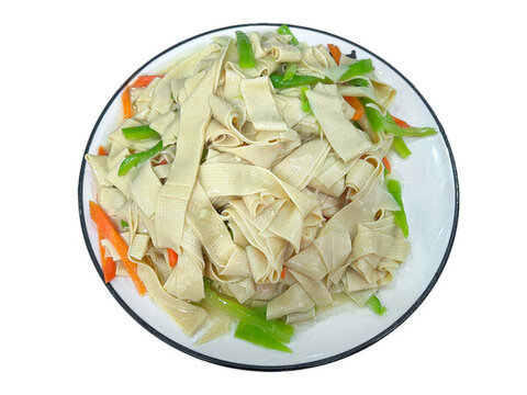 一盤尖椒豆腐皮尖椒干豆腐