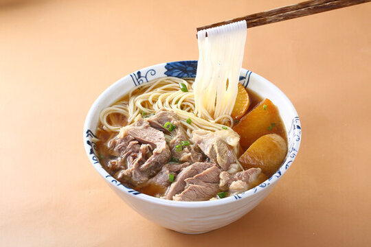夾骨肉粉干